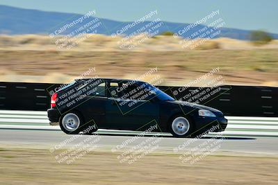 media/Dec-13-2025-Extreme Speed (Sat) [[d129ecb0b9]]/Beginner/Session 1 (Turn 2)/